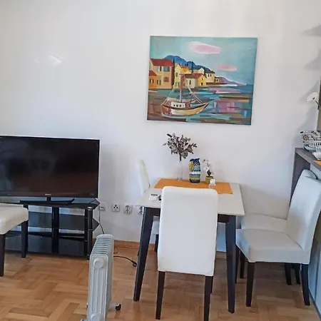 Ljuta Apartment *